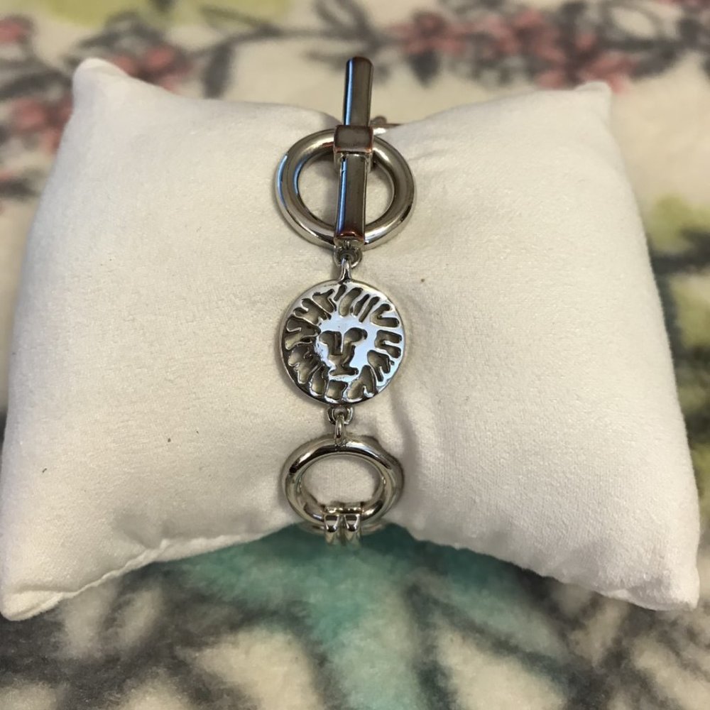Anne Klein silver toggel bracelet